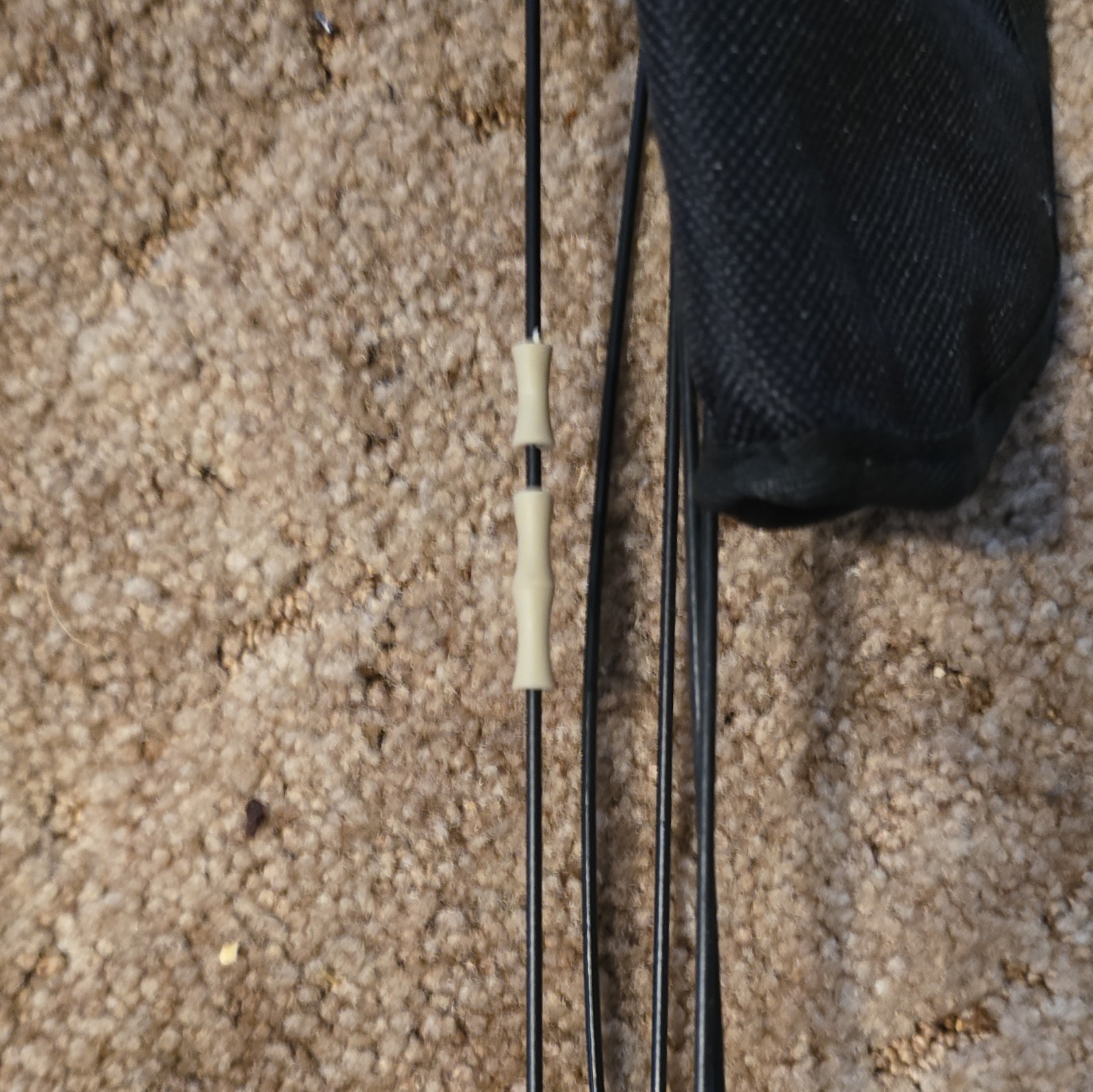 Mossy Oak Youth Compound Bow Black/Gray w/ Soft Case, & Arrows
