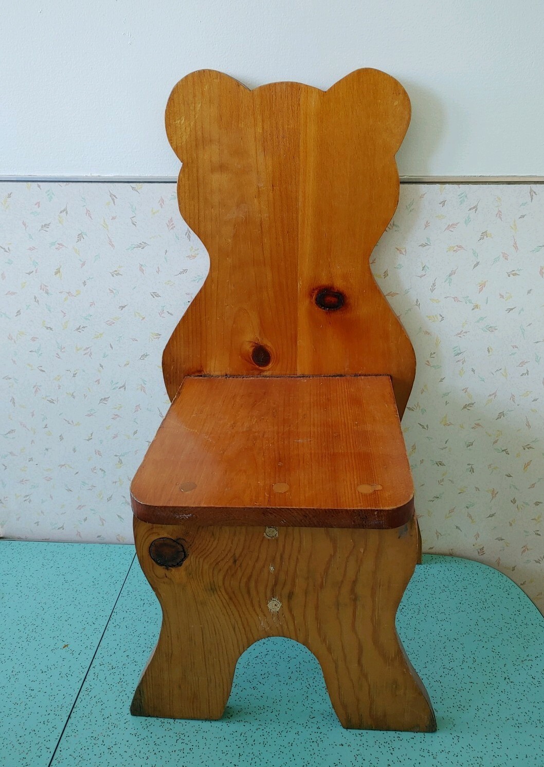 Teddy Bear Shaped Child's Chair Great DIY Painting Project About 22.5" High