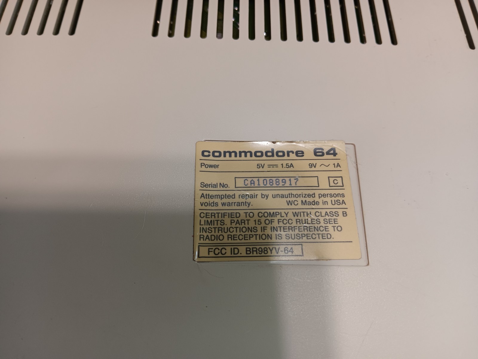 RECAPPED, CLEANED, TESTED, WORKING NTSC Commodore 64.