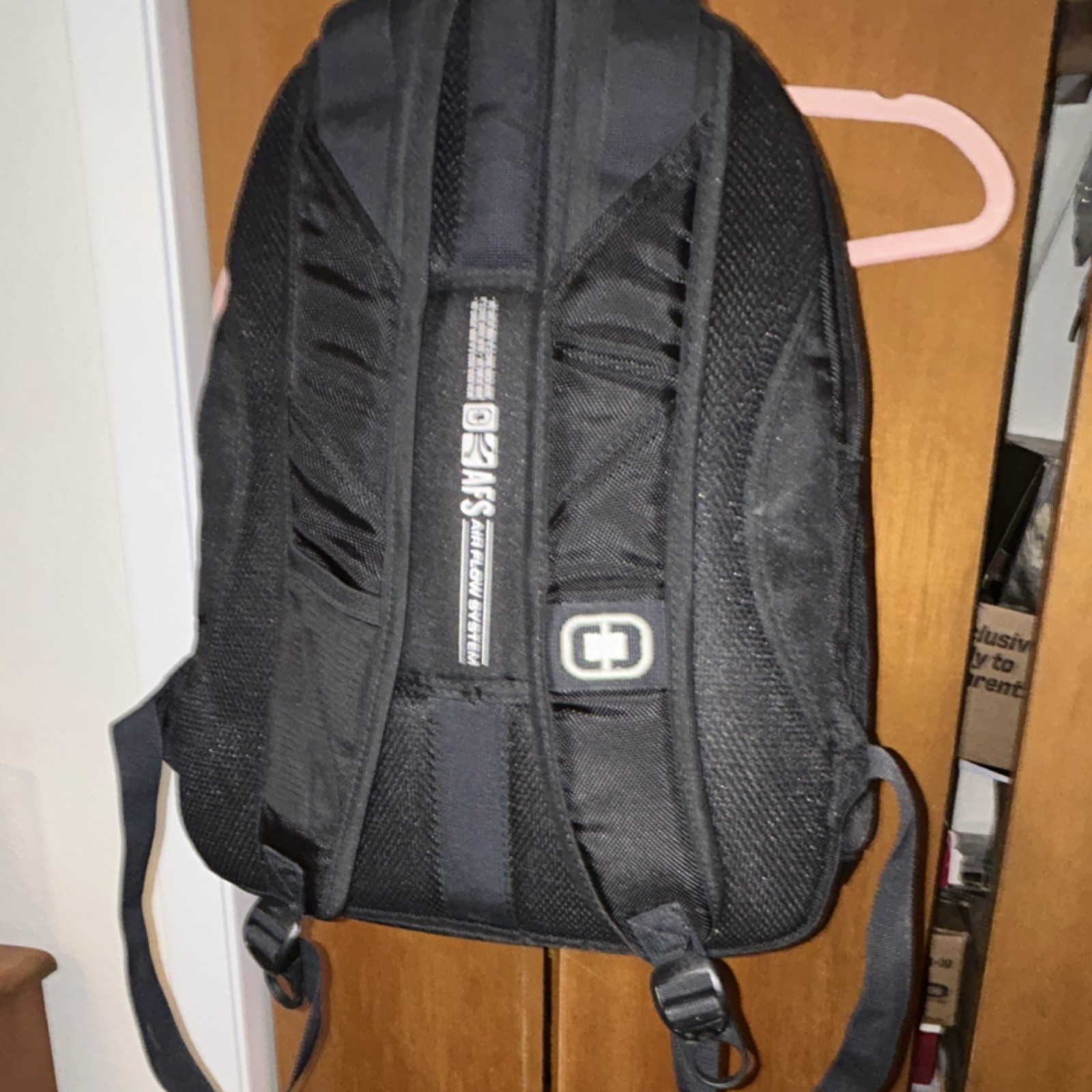OGIO ATS Black Hiking Backpack Zip Closure Airflow System Multi-Compartment