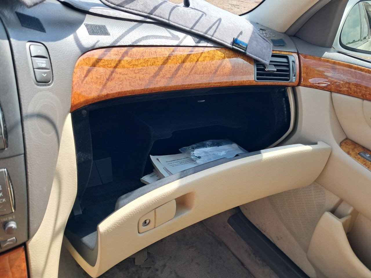 LS430 2004 Glove Box 4793640