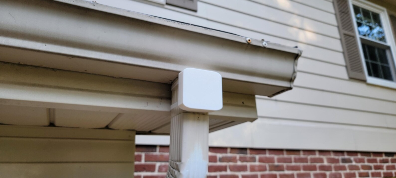 Side Downspout Mount for Solar Panels