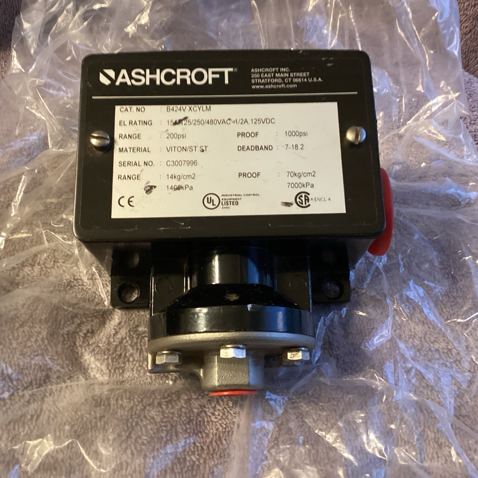 ASHCROFT …..B424V-XCYLM… PRESSURE SWITCH…( New No Box )