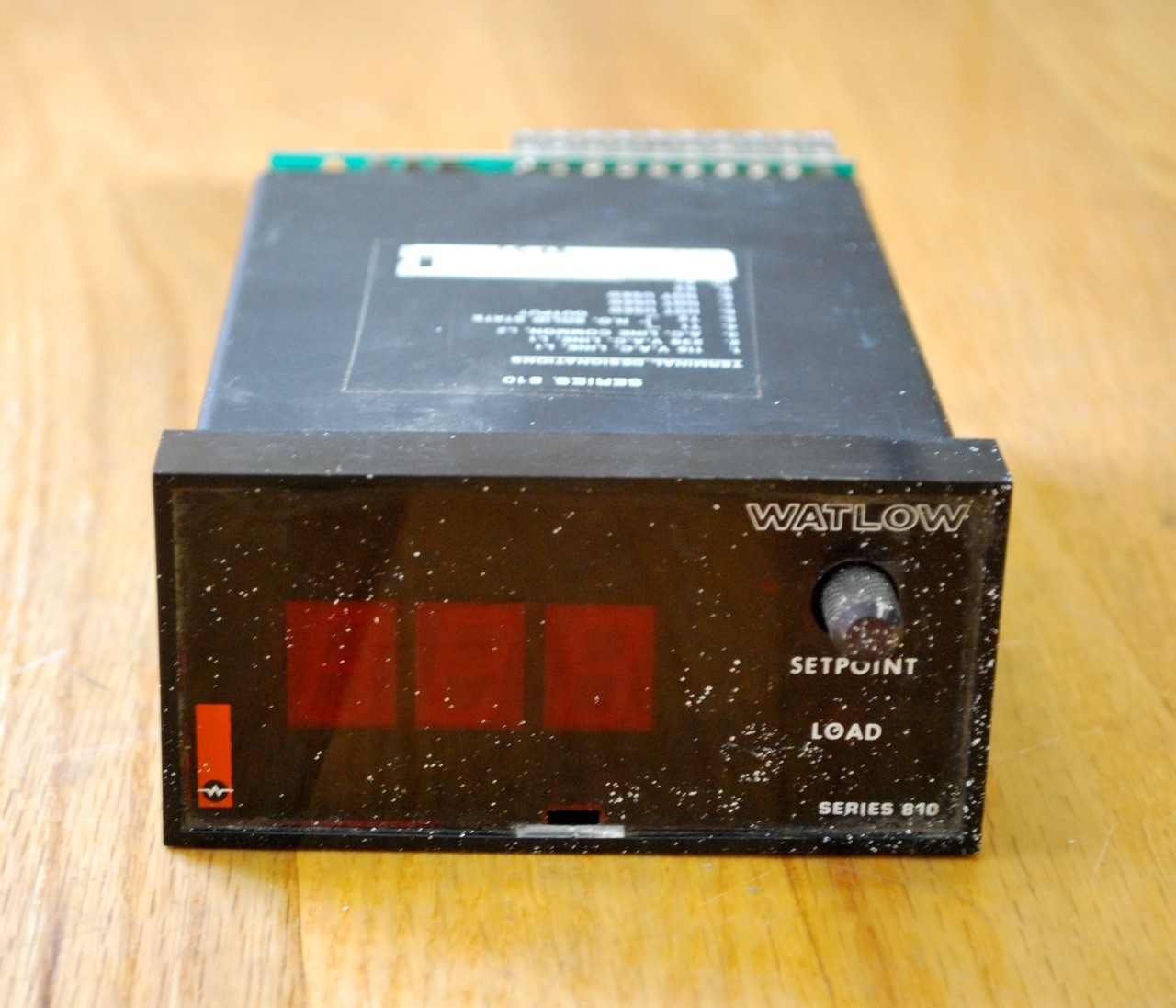 Watlow 810C-0102-0200 Temperature Controller - USED