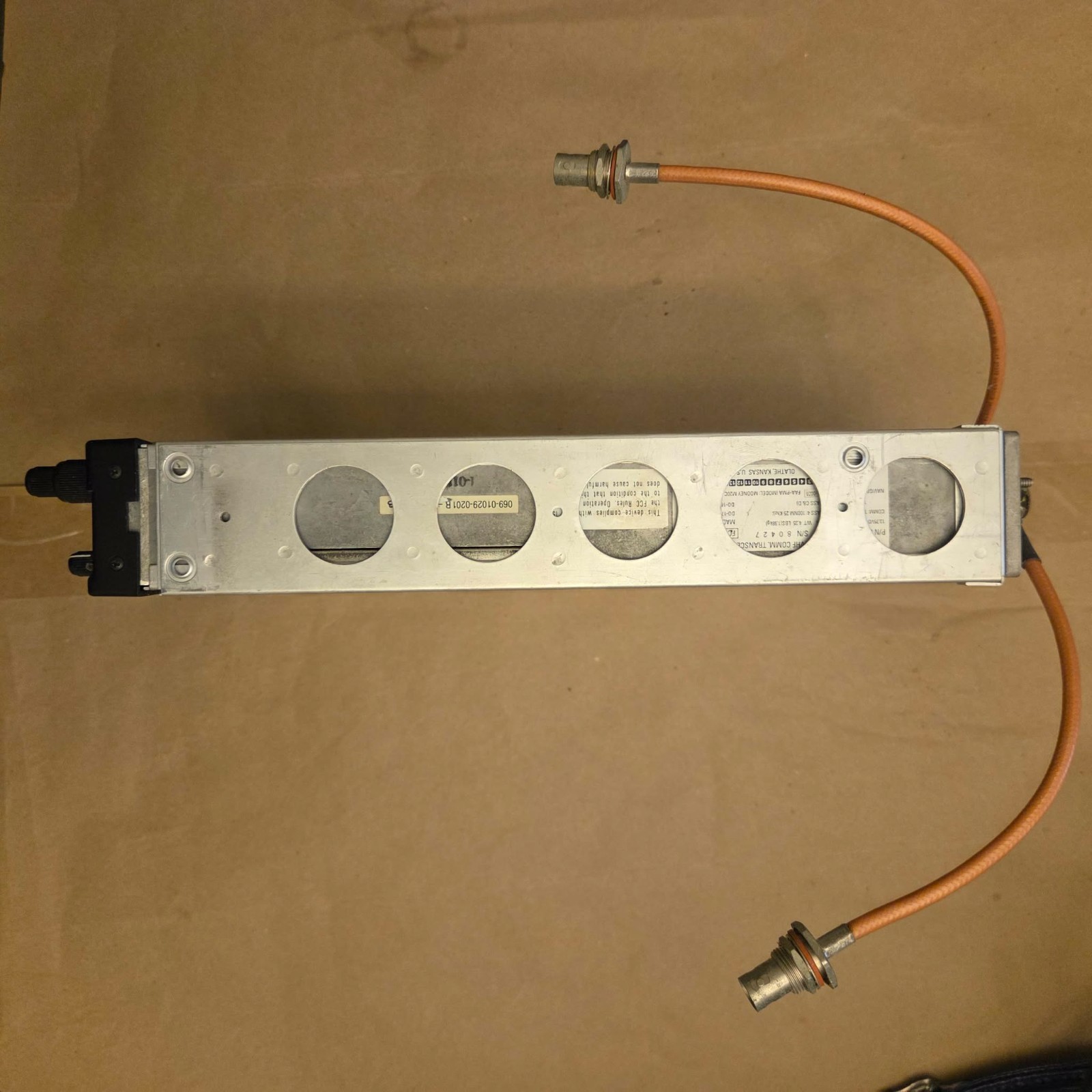 Bendix King KLX 135A GPS COMM Radio w/ Tray Rack Pilot Guide