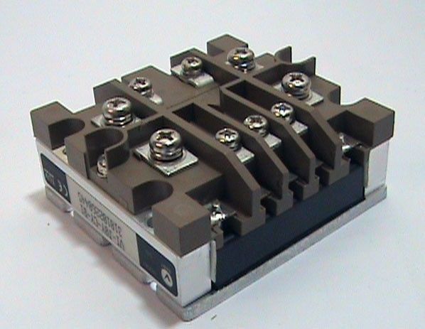 Vicor VI-J0Y CY-B1-ND 12 VDC 50 W to 3.3 VDC 33 W Power Supply Converter New