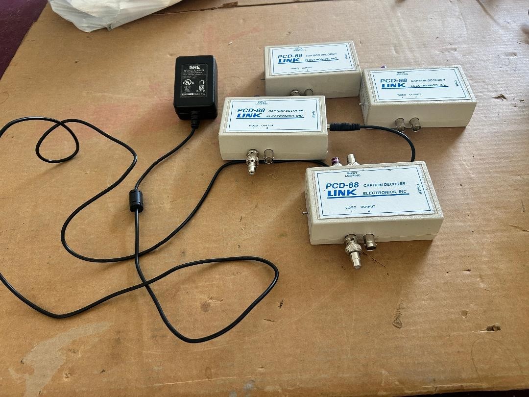 Qty.4 Link Electronics PCD-88 Portable Closed Caption Decoder