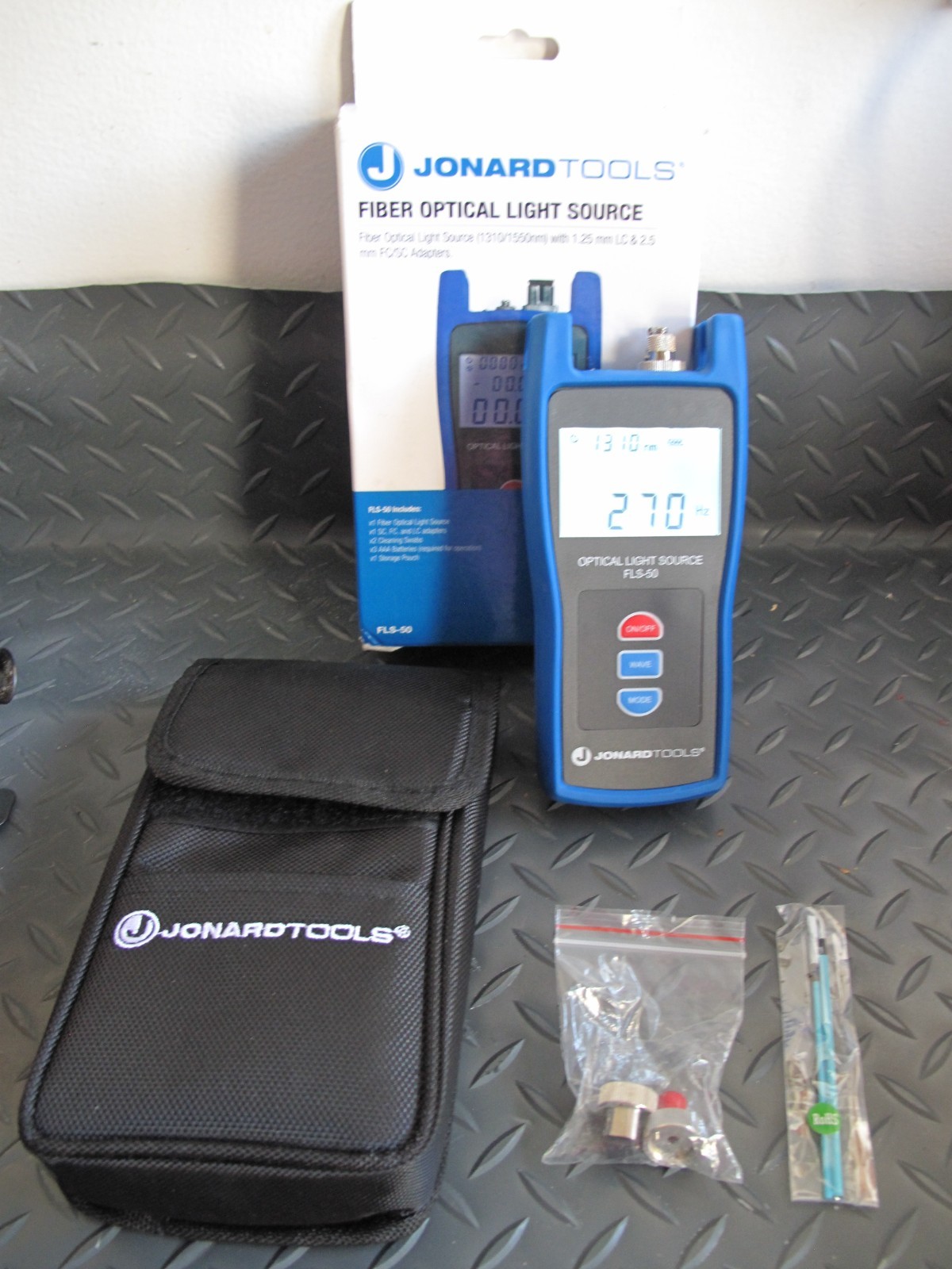 Jonard FLS-50 fiber optical light source 1310/1550 nm w/ case & adapters new