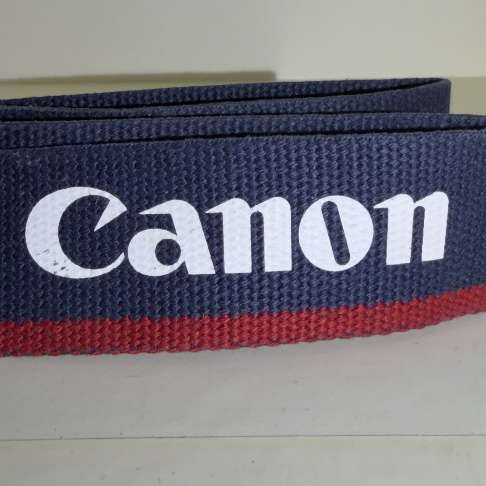 Genuine Canon EOS DSLR Camera Neck Strap 1.25” OEM Rebel 2000 Preowned  C35