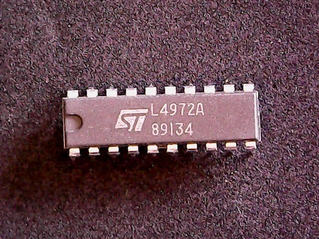 L4972A - ST Microelectronics regulator (DIP-20)