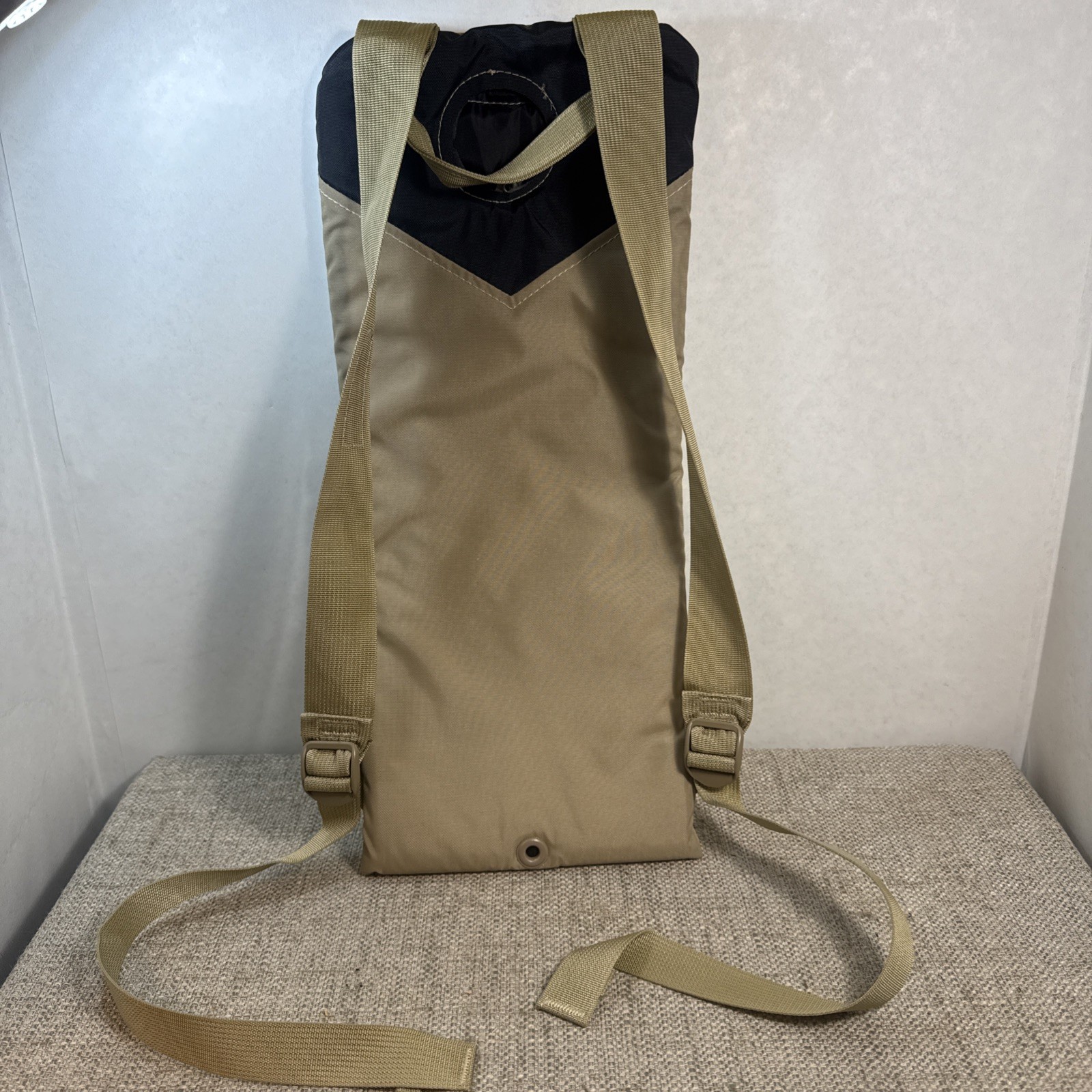USGI NOS Tan Storm Hydration Carrier 100 OZ 3L System No Bladder Camelbak