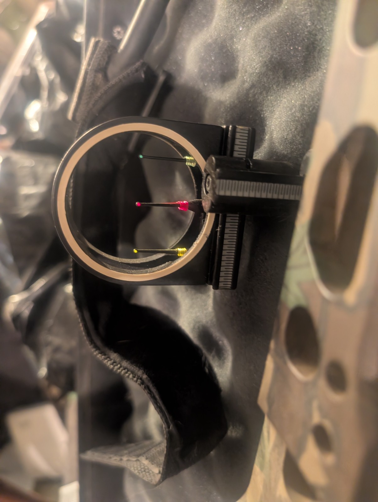 Matthews Solo Cam Compound Bow With Hard Case And Arrows