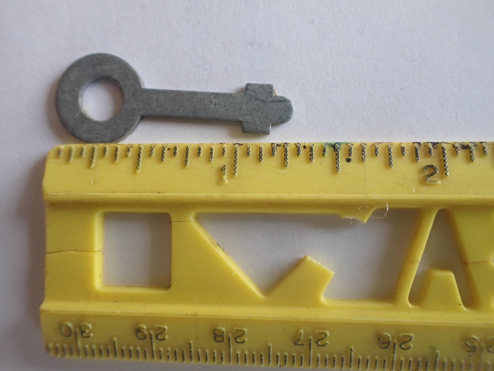 T KEY SINGLE SLOT VINTAGE TELEPHONE KEY EAGLE LOCK CO?