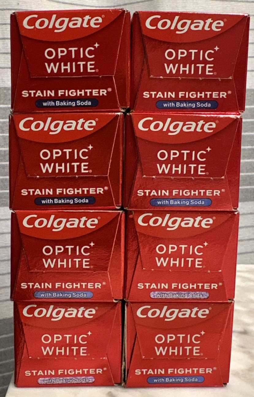 8 Pack: Colgate, Optic White Stainfighter Toothpaste + Baking Soda, 4.2 oz