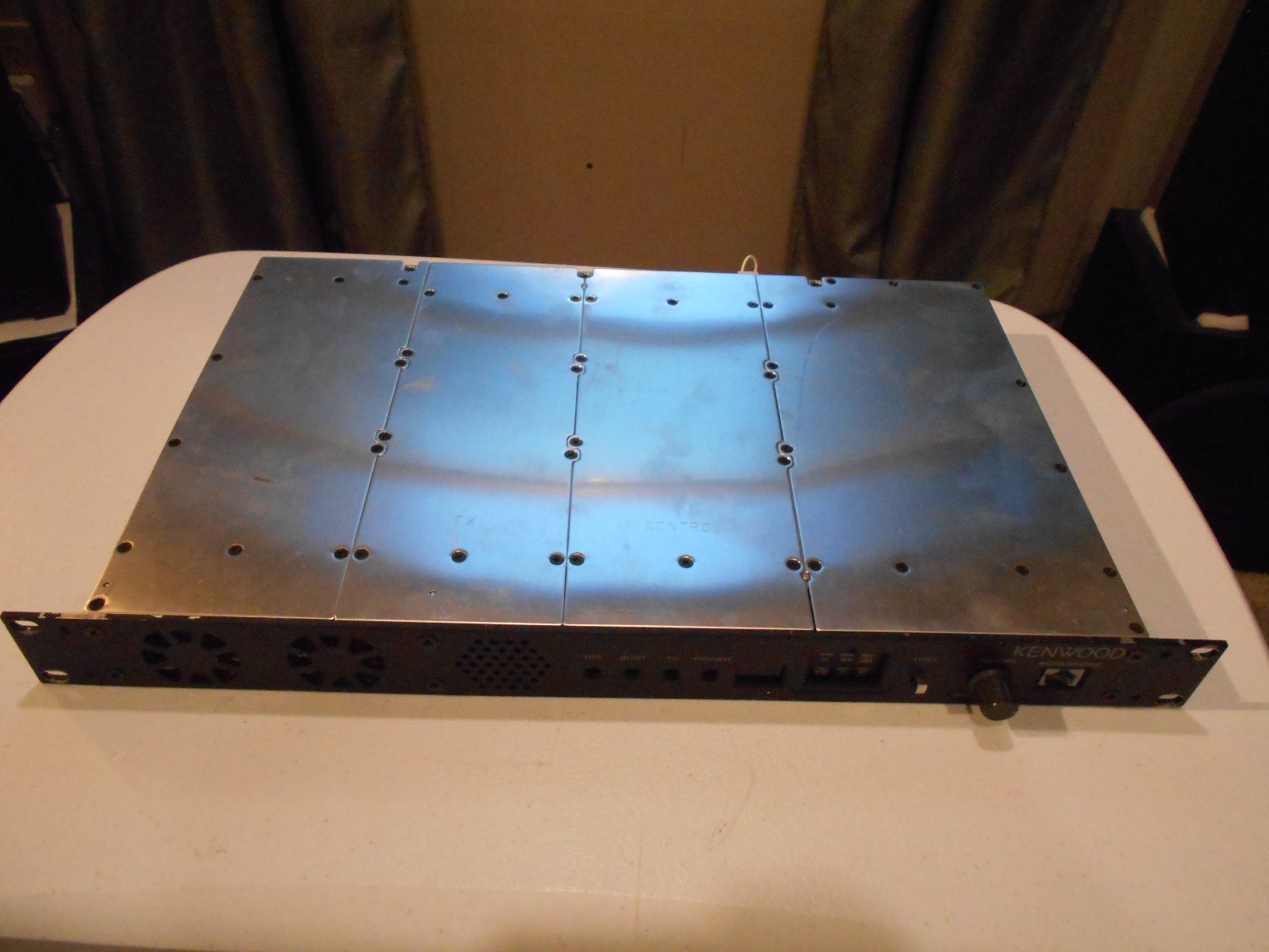 Kenwood TKR-840-1   UHF Repeater 450-480 MHz with Programming Software