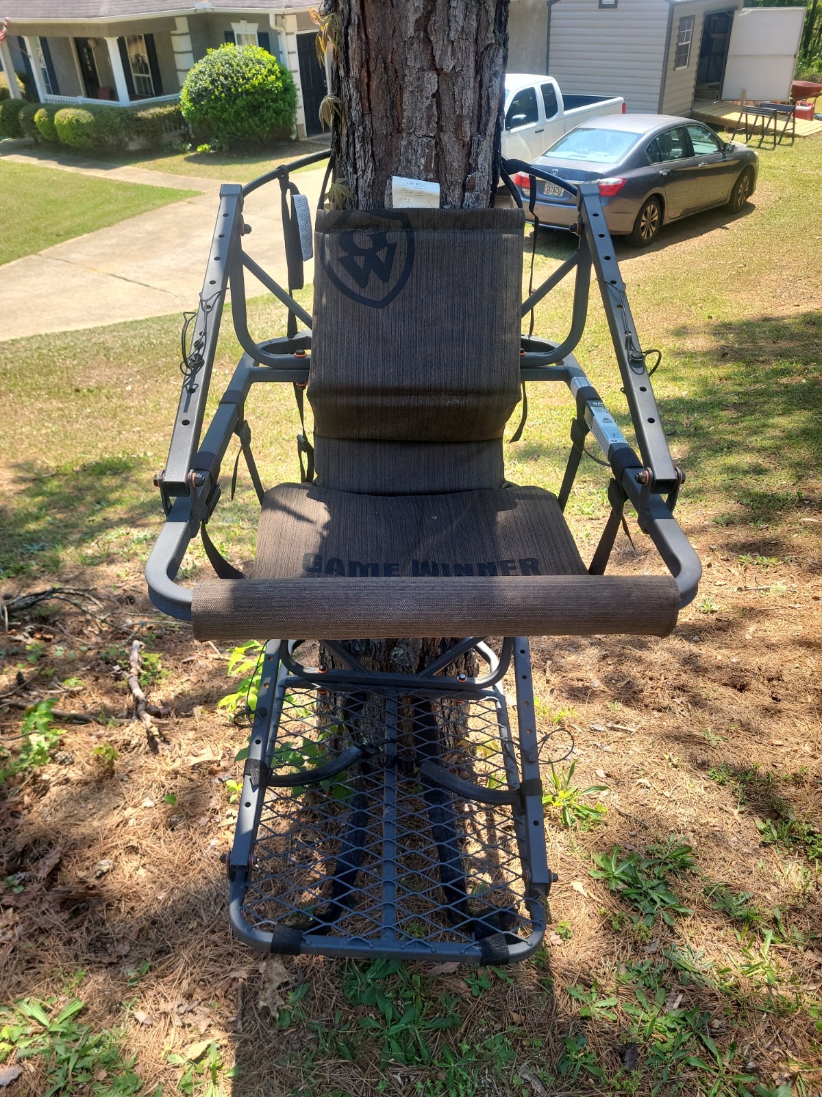 climbing tree stands hunting