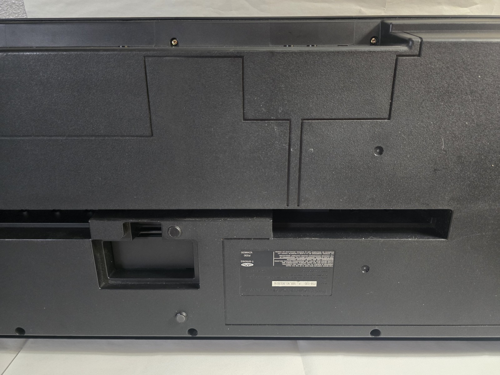 Two Keys Need Repaired Yamaha Electronic Keyboard: PSR-530