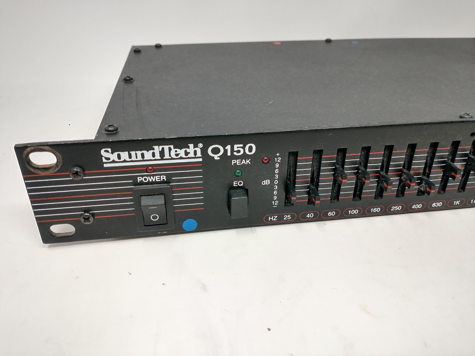 SoundTech Q150 Single Space 15 Band Stereo EQ Equalizer Rack Mountable Vintage