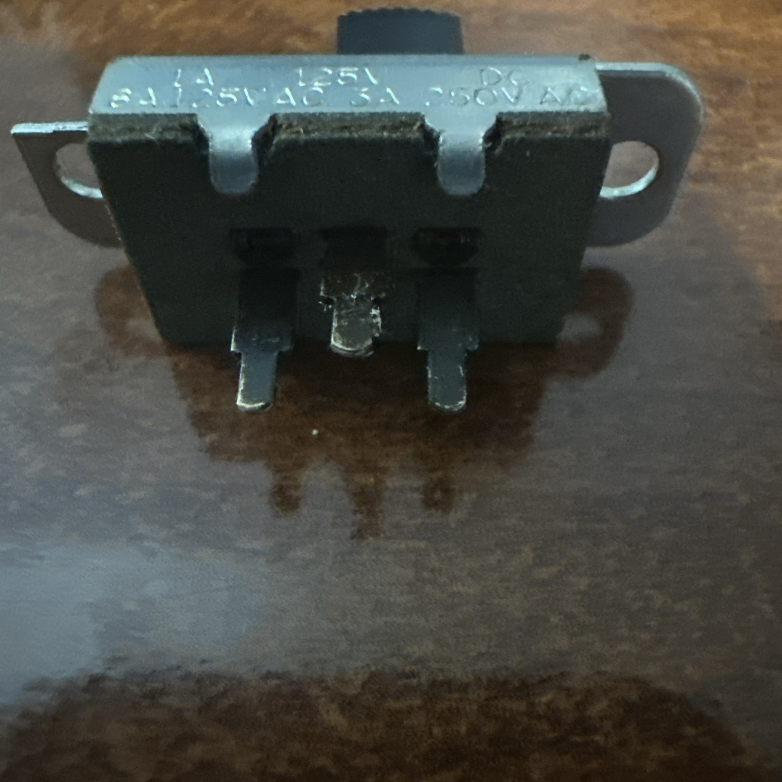 8 PCs- Stackpole SPDT Momentary Slide Switch 6A/125V