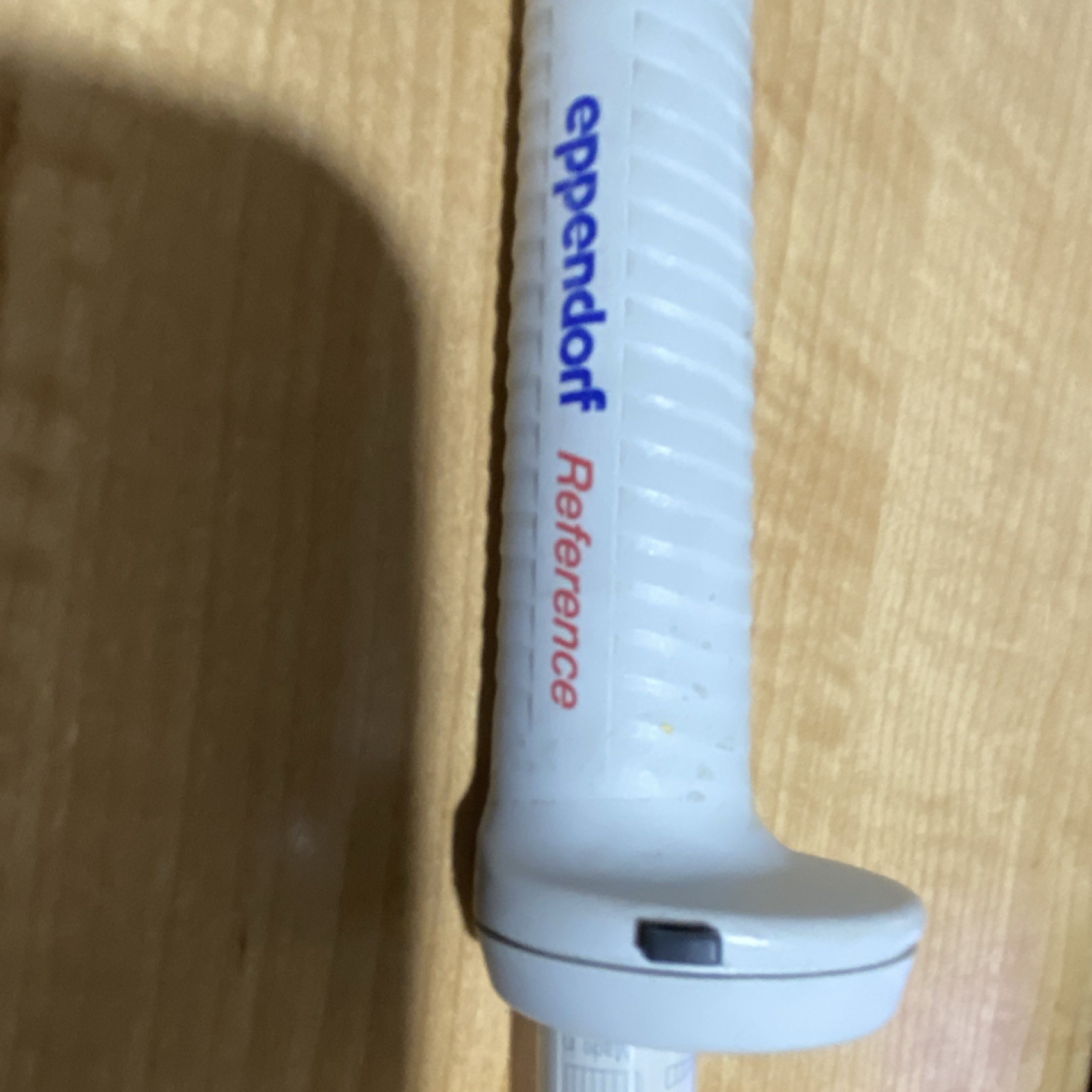 Eppendorf Reference Single Channel Pipettor MPN 100 100 µL