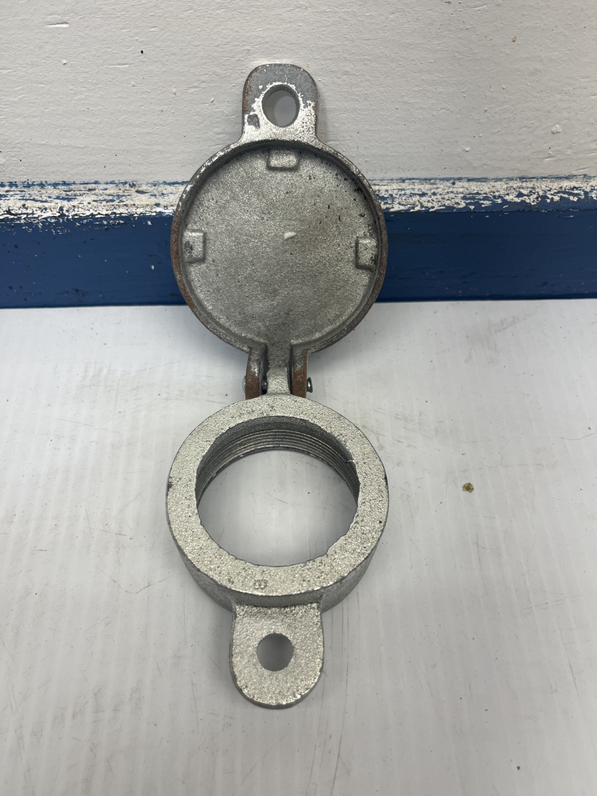 Oil Equipment Mfg 4171 2" Thread Oil Fuel Tank Hinged Fill Cap With Lock Tab