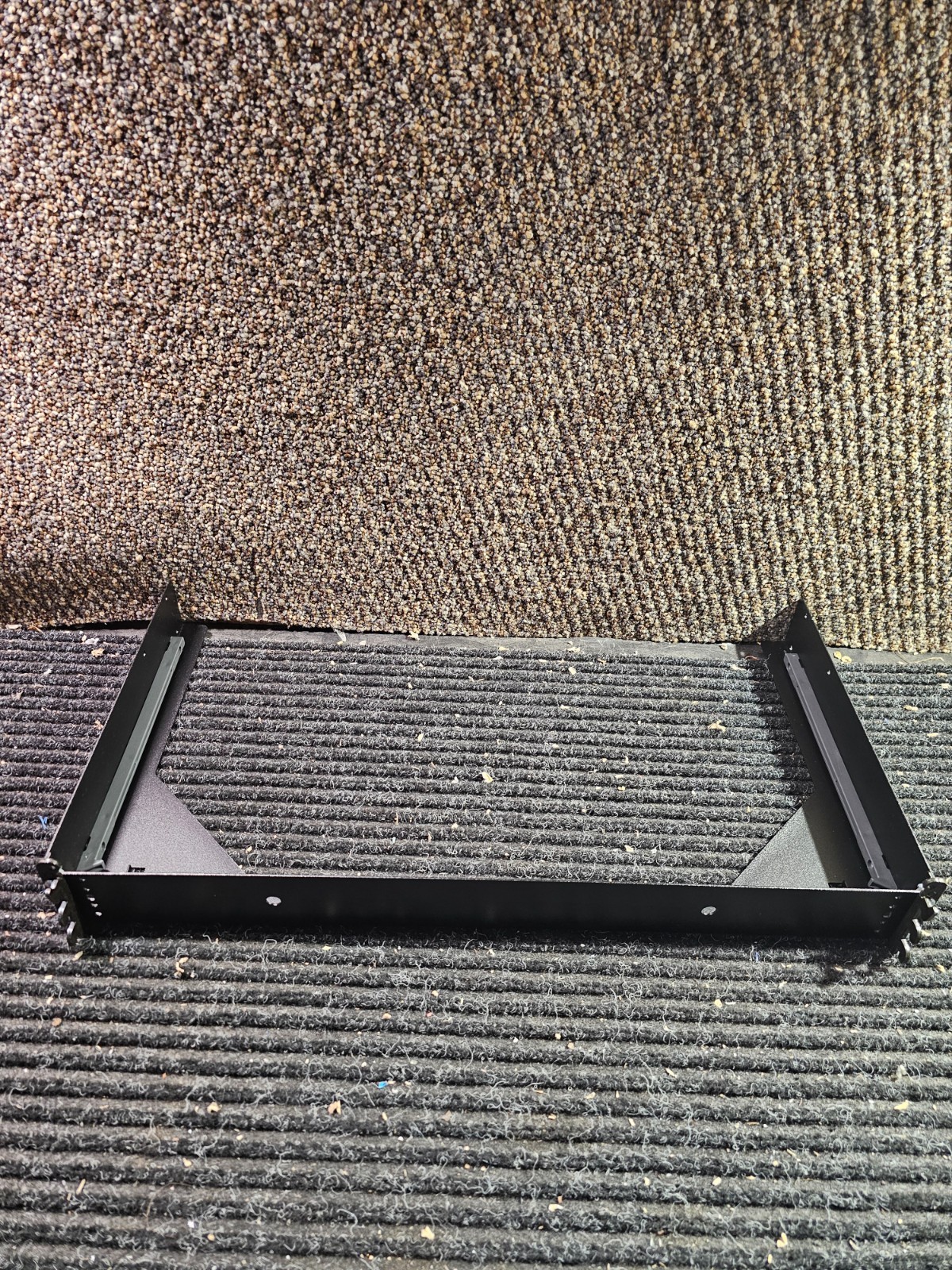 75407382 CFM 2ft Pack Shelf Frame/ Extrusions *PICTURED ITEM ONLY*