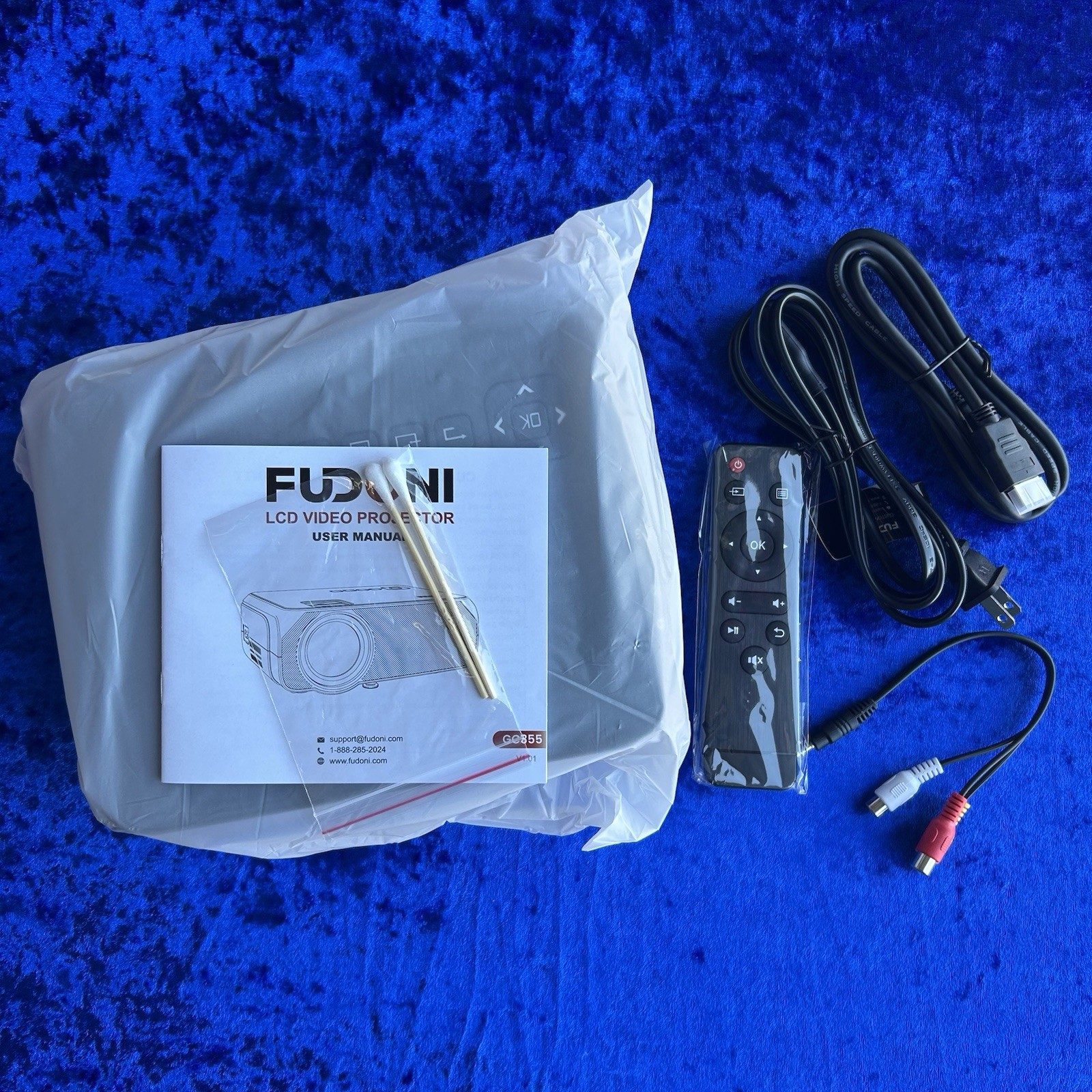 FUDONI LCD Projector GC355