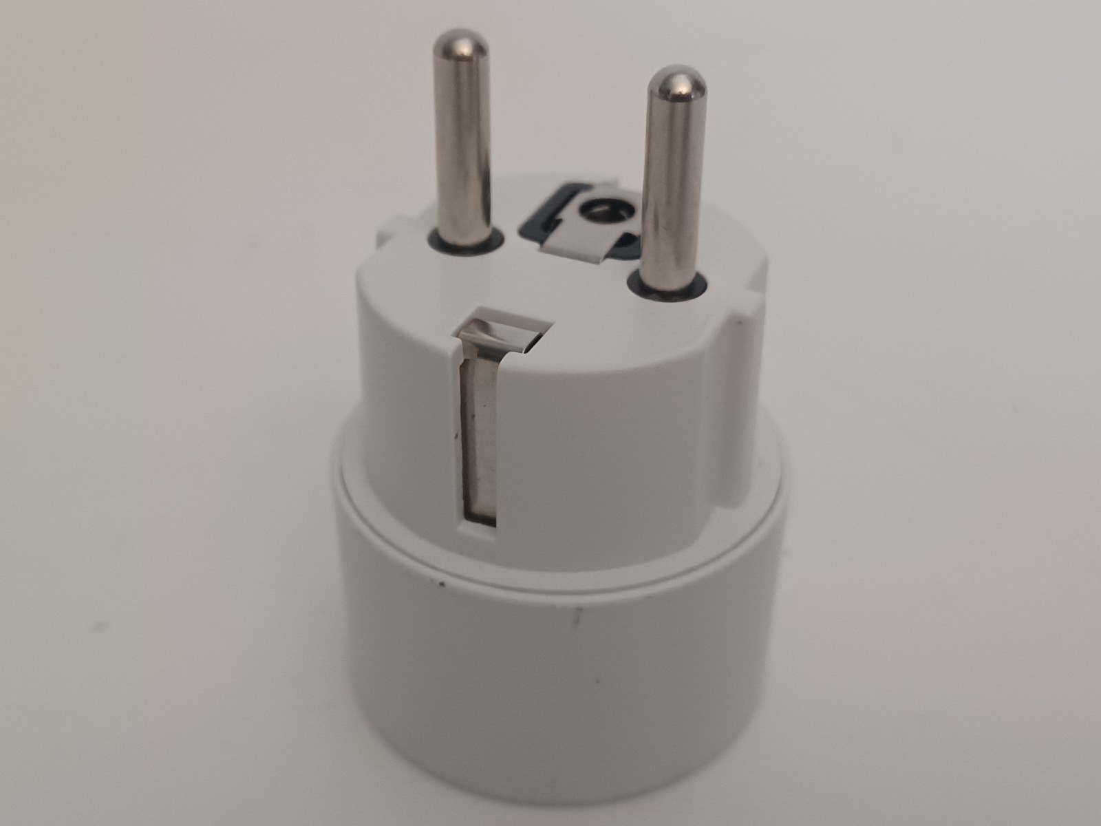 Smart Plug With Power Consumption