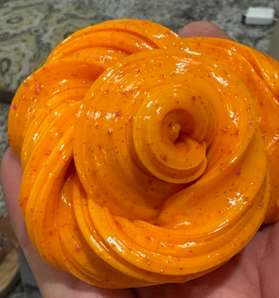 Rare Retired Aaron’s Crazy Thinking Putty – Play It Forward – Limited Edition
