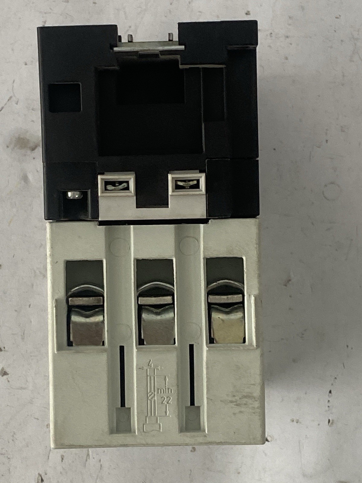 Siemens 3RT1045-1AK60 3-Pole Lighting Contactor