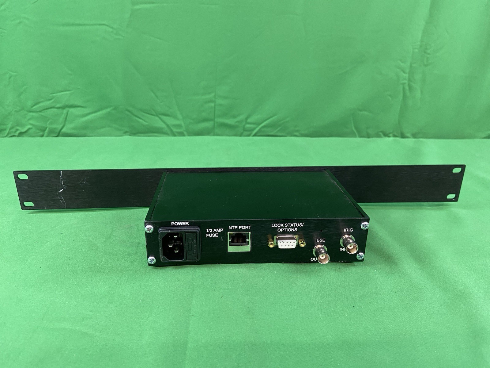 ESE ES-299E IRIG BASED NTP TIME SERVER-Read Description