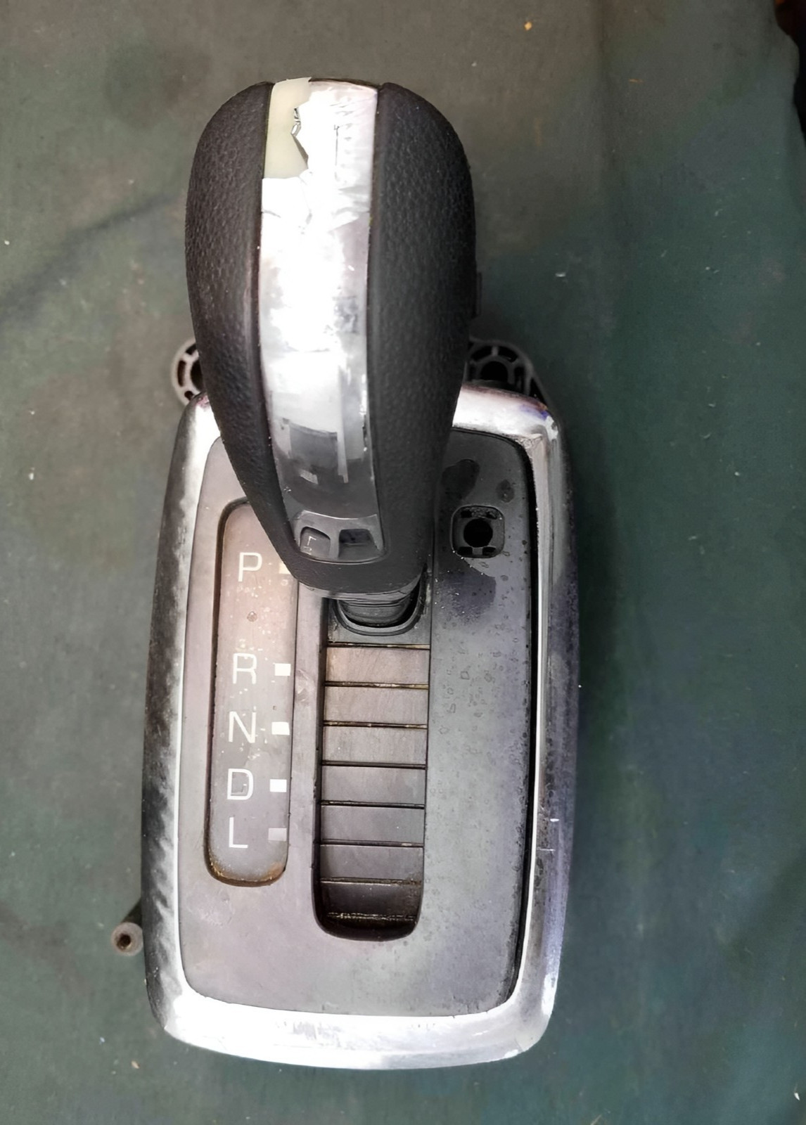 2010-2012 Ford Fusion Automatic Floor Shifter Assembly OEM