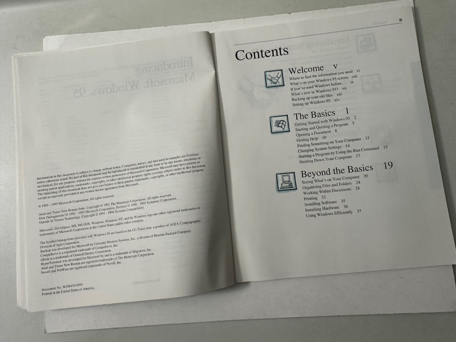 Introducing MICROSOFT WINDOWS 95 User’s Guide/Manual Rare - 1995!