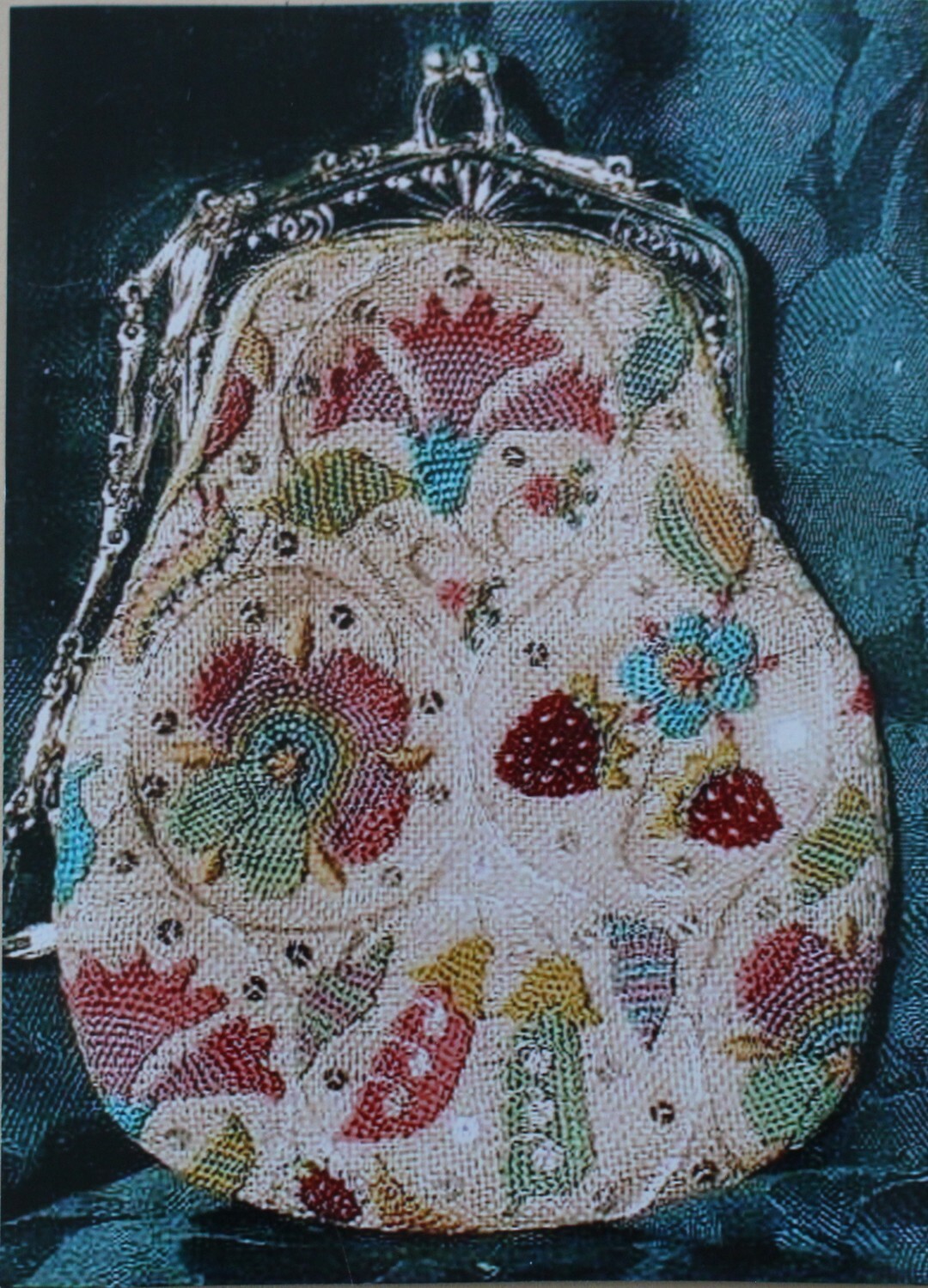 Tudor Flowers Purse - by Nostalgic Needle