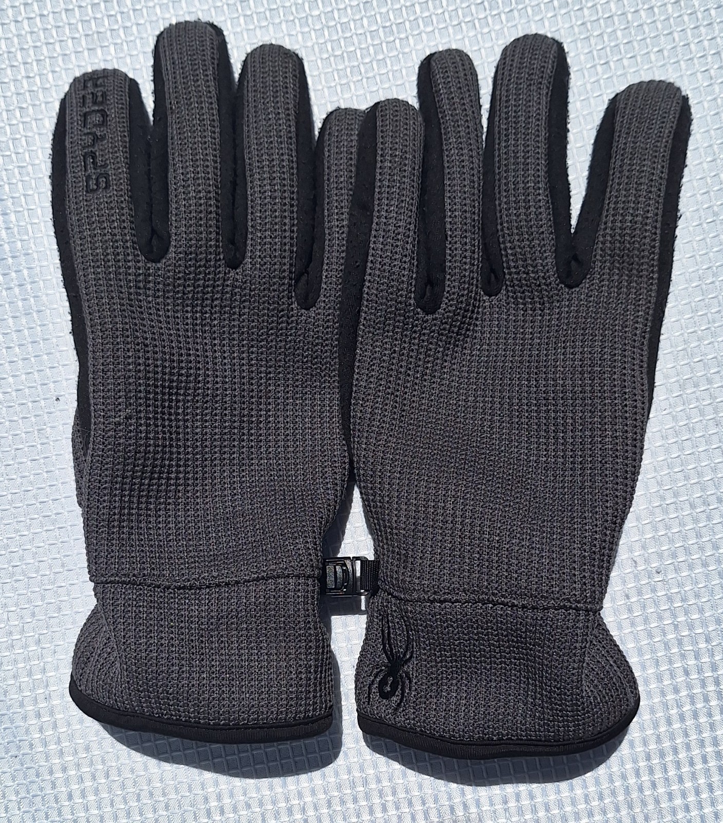 Spyder Gray Black Core Conduct Gloves Mens Large