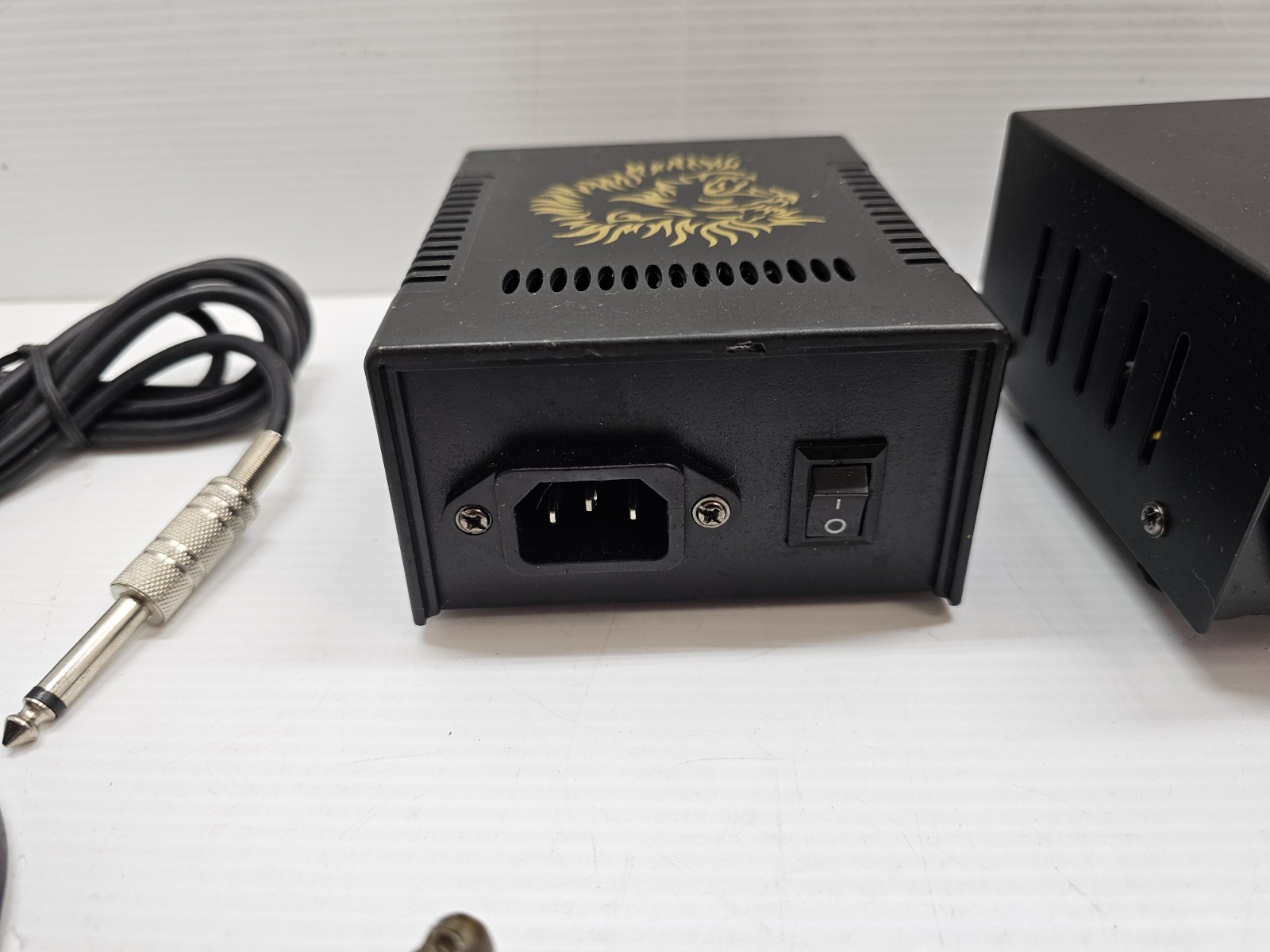 Pro Tattoo Machine Coil Gun Set w/ 2 Power Supplies & Cables – Skull & Dragon