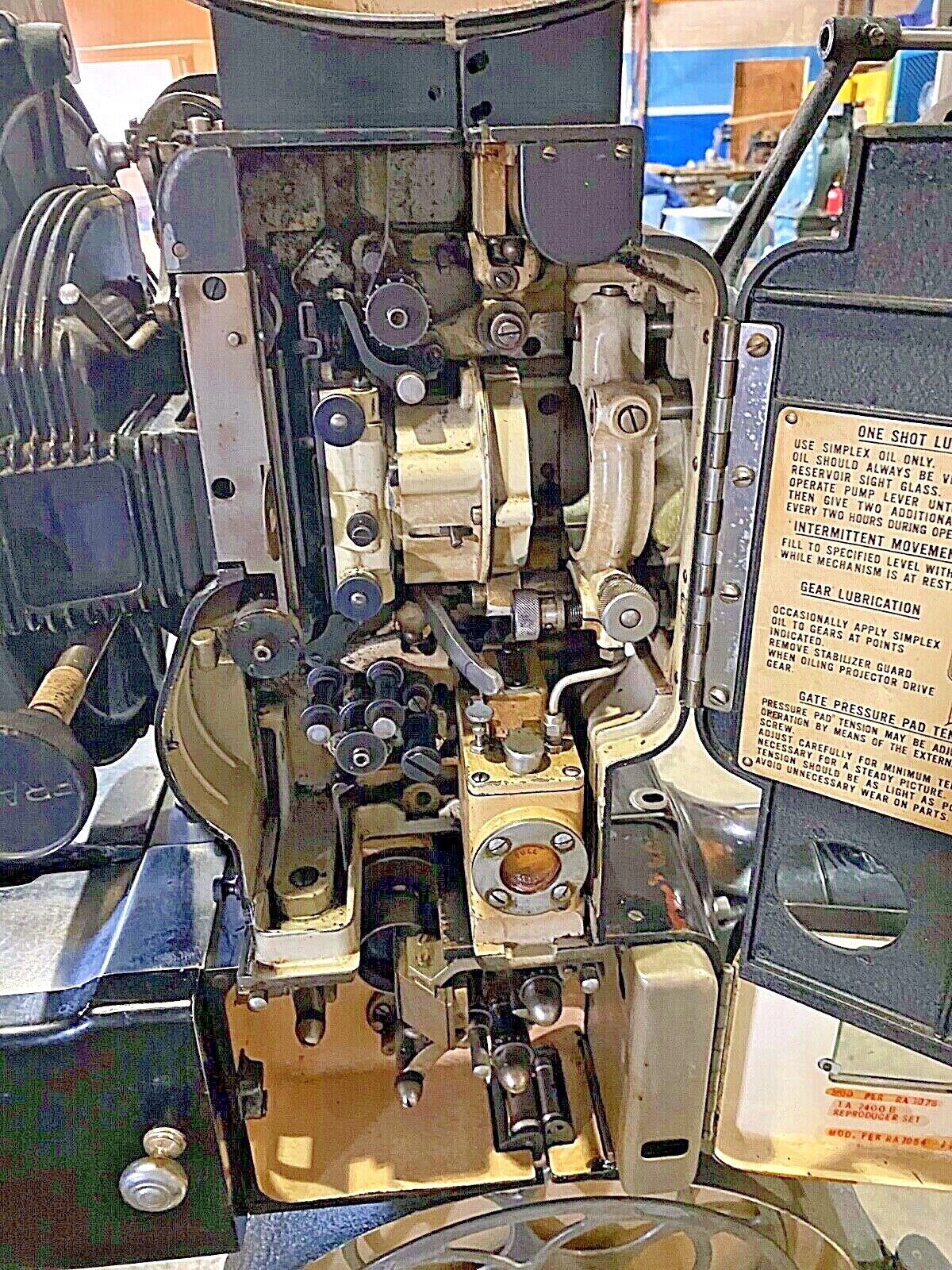 35mm Simplex E-7 Front Shutter & Western Electric Sound Head Art Deco Projector!