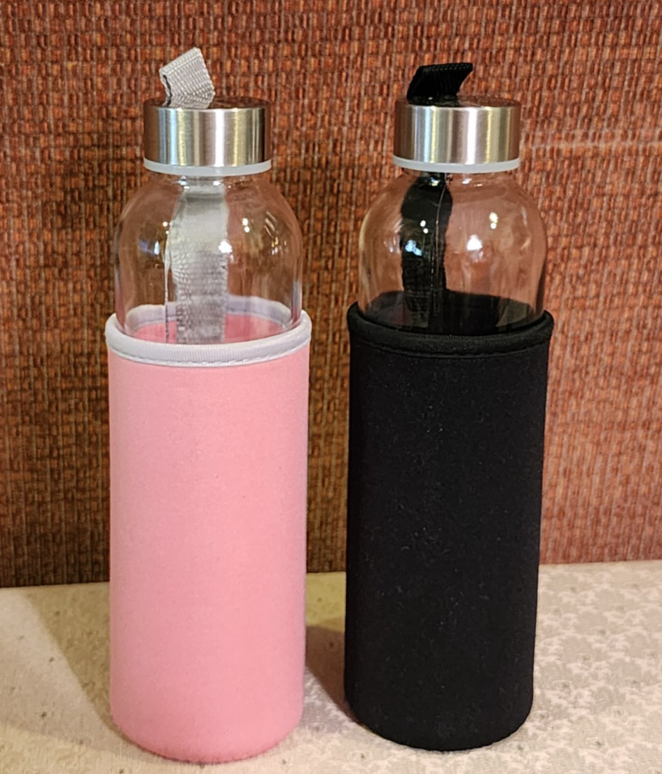 Lot of 2 YEBODA Glass Water Bottles 18 Ounce Pink and Black w/ Screw-On Lids