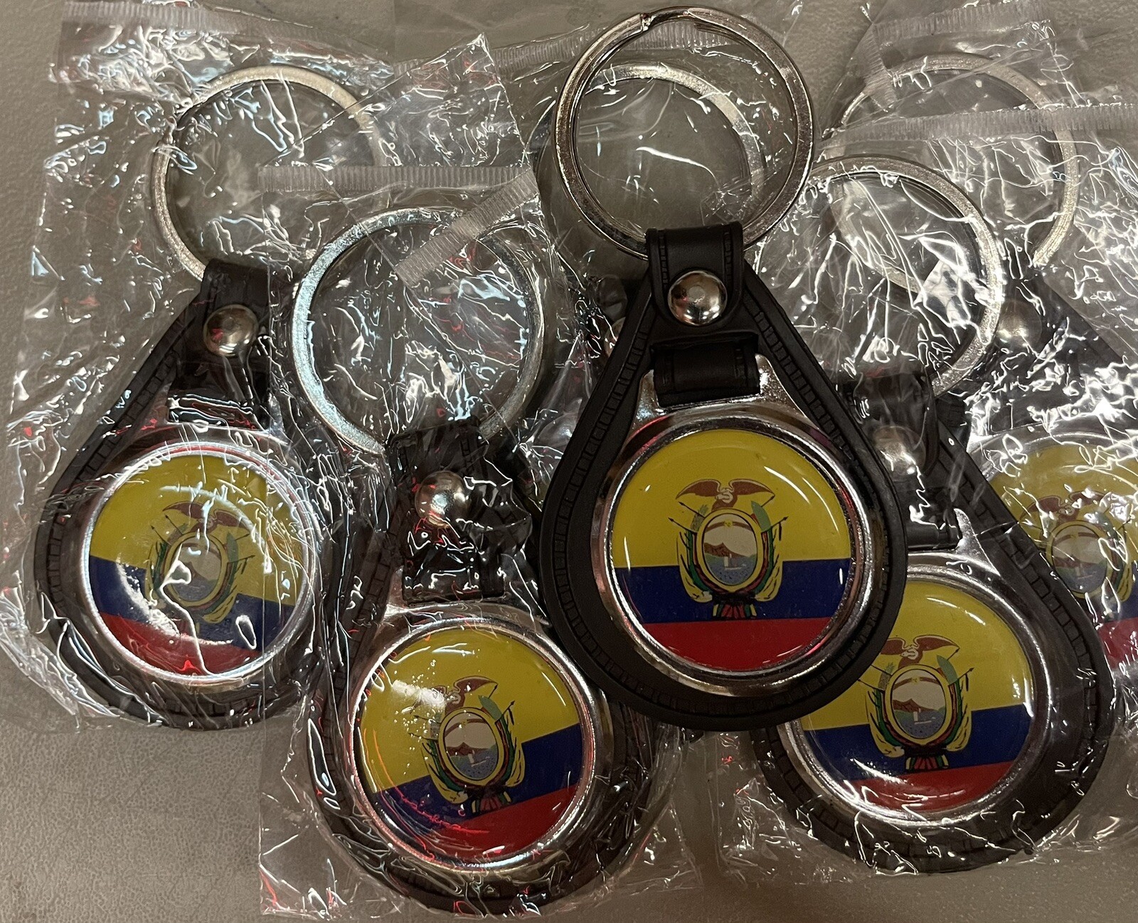 2 Pk 🇪🇨 Ecuador Keychain Gift Ecuador Flag.
