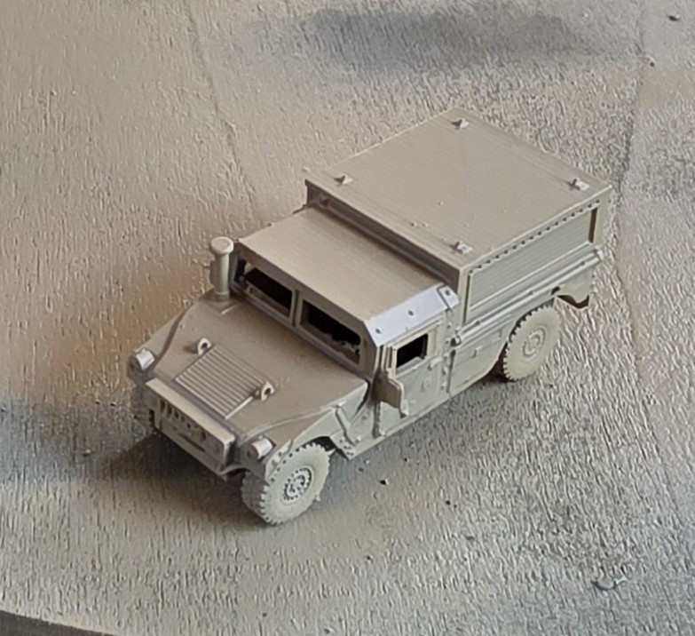 One HO 1/87 scale Humvee 2-CT SECM, desert tan