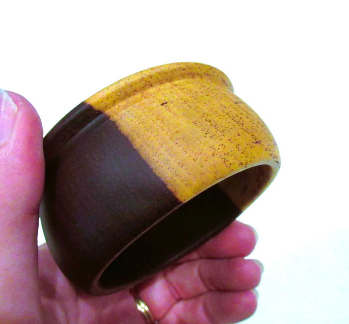 Two-tone wooden box 3.25" diameter
