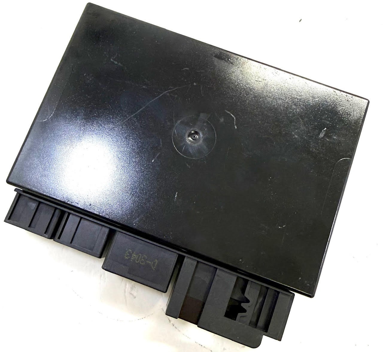Porsche Macan 95B.1 Electronic Trailer Hitch Detection Control Unit Module ECU