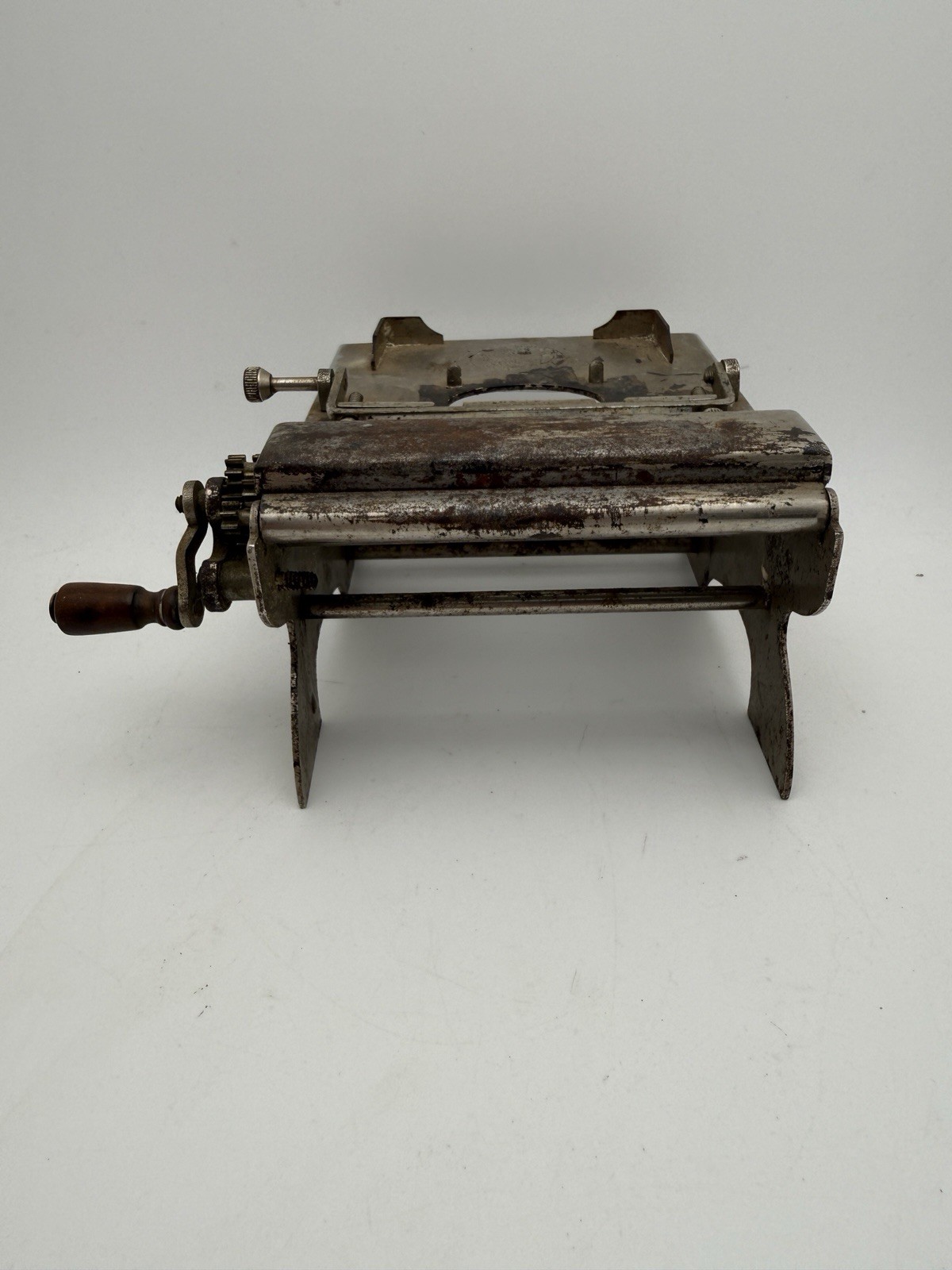 French Lemaire Deux Pour Un Cigarette Rolling Machine Bté SGDG Tobacco Roller