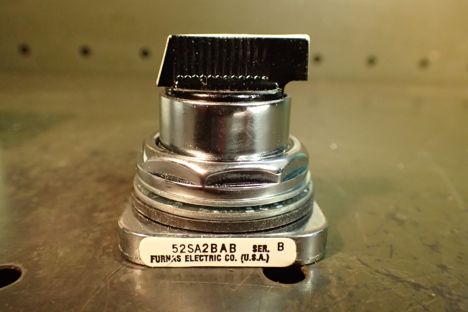 Furnas 3-Position Short Level Operator Oil Tight Selector Switch 52SA2BAB NEW