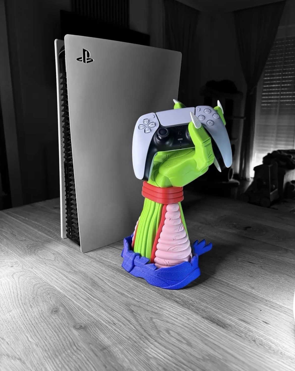 Universal Controller Stand - Inspired by Piccolo