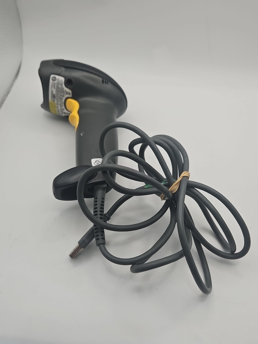 Symbol LS4208 General Purpose Barcode Scanner with cable