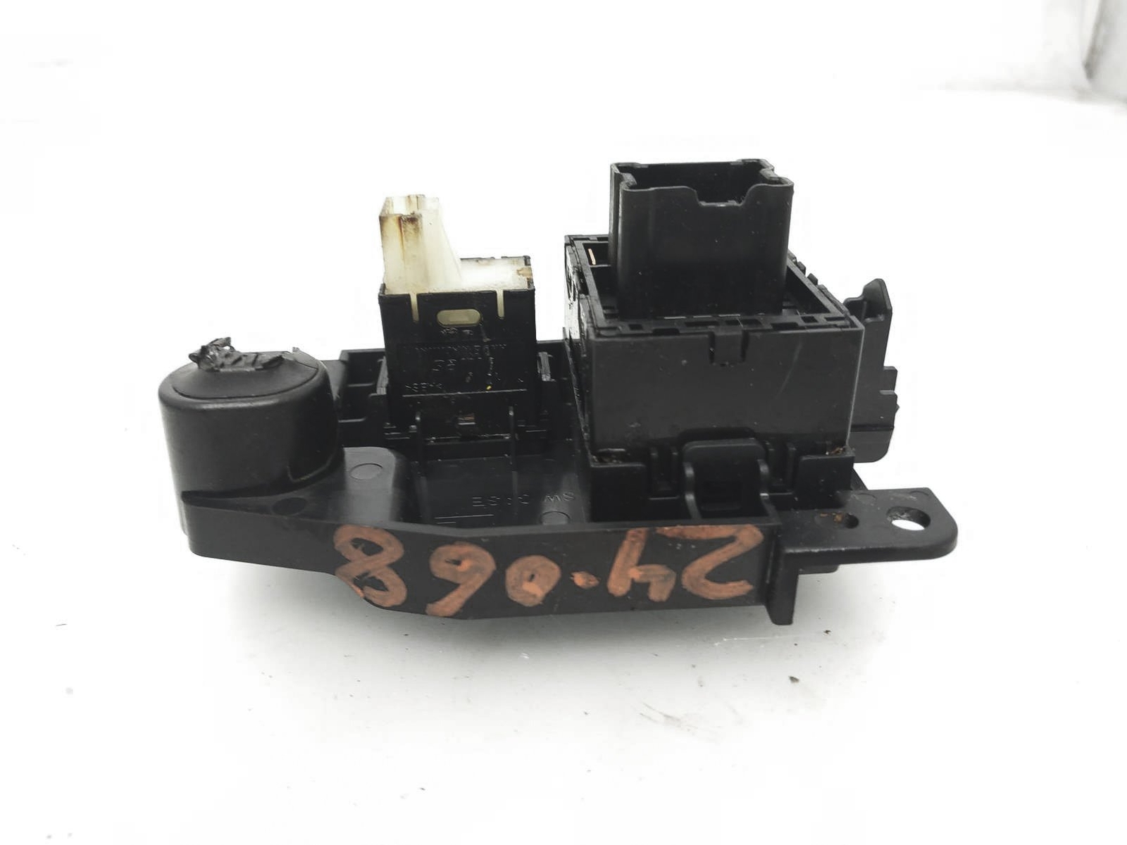 2018-2023 Subaru Crosstrek X-Mode & Seat Heating Switches 92133Fl030 *Limited