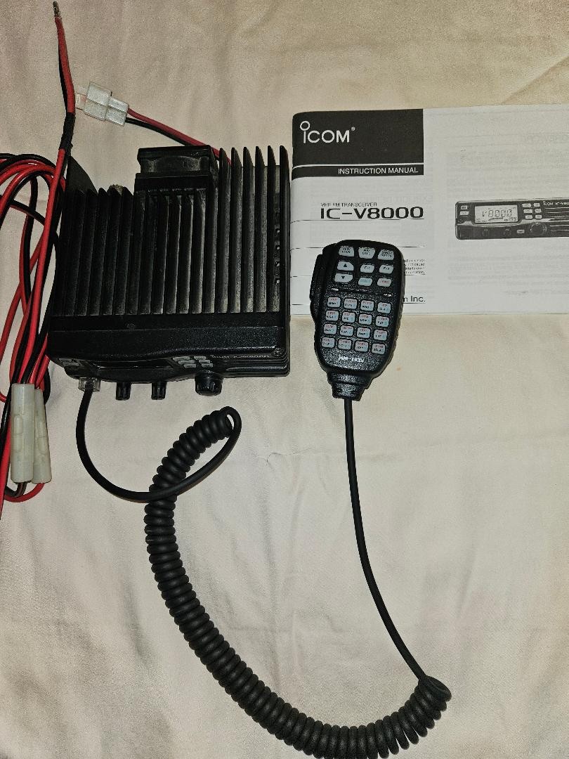 icom ic-v8000 radio