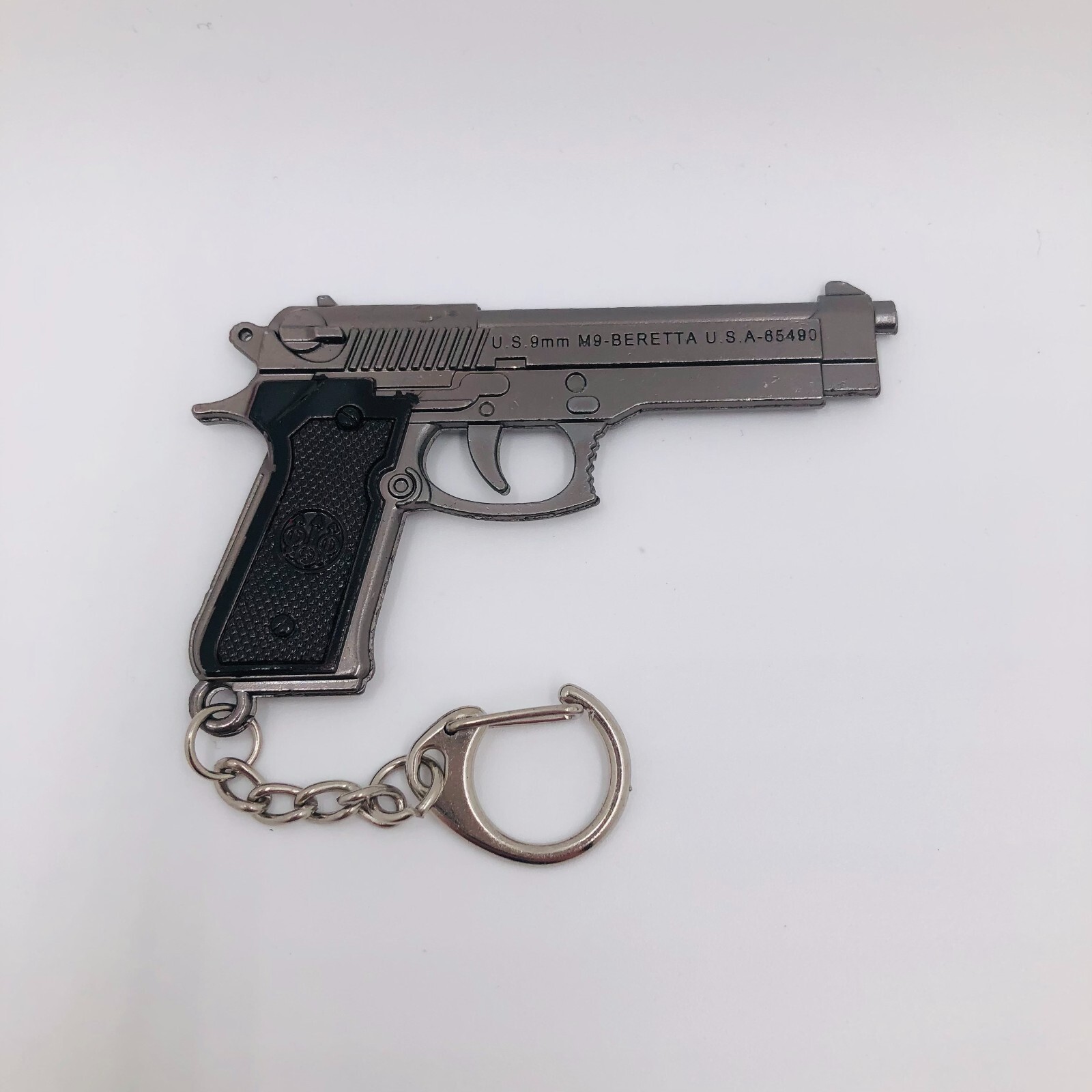 Beretta Pistol Keyring Gun Weapon Model Metal Keychain Mini Key Ring Chain