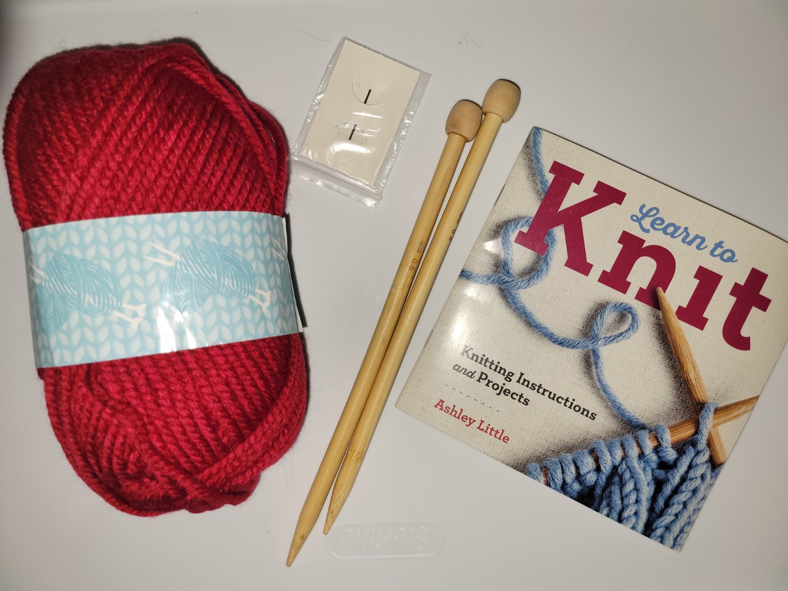 Learn to Knit for Beginners Knitted Accessories kit